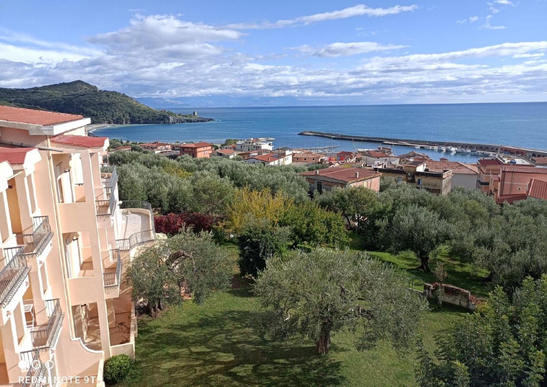 Hotel America Marina di Camerota Eksteriør billede